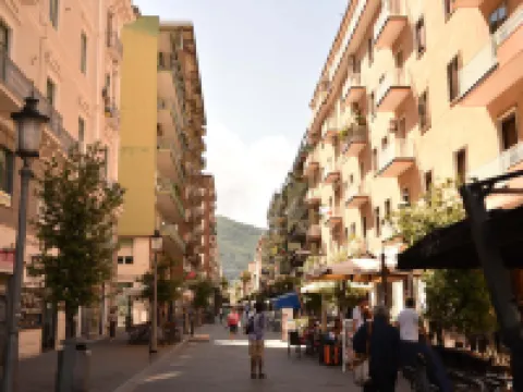 波塔福特納幸運魅力民宿 薩萊諾住宿飯店