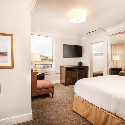 The Mark Spencer Hotel Hotels near Freakybuttrue Peculiarium