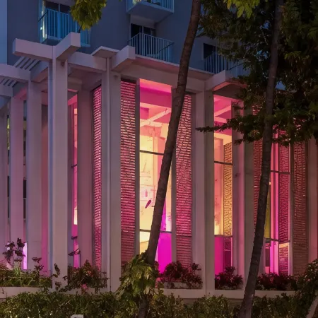 Shoreline Hotel Waikiki