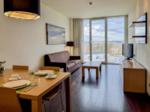 Hotel Jardines de Uleta Suites