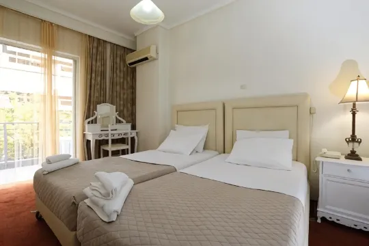 雅典三角洲飯店