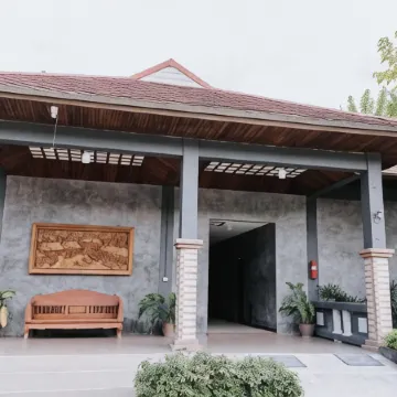 Pingview Villa Resort