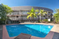 The Wellington Apartment Hotel - Pools