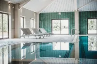 The Essex Golf & Country Club Hotel - Pools
