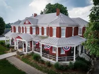 Grand Victorian Inn - Inns