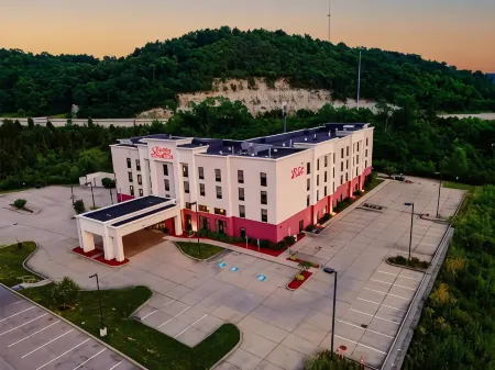 Hampton Inn & Suites Wilder Отели в г. Кэмпбелл