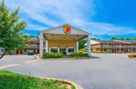 Studio 6 Suites Charlotte, NC Northlake Hotels near North Park Mall