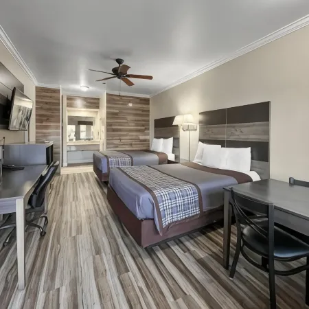 Rodeo Lodge