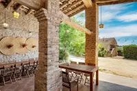 Can Muní Hotels in Vilopriu