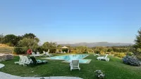 Matias Nature - Raízes da Vinha - Boutique Mountain Stay in Serra da Estrela, Seia - Pools