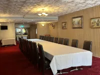 Westone Manor Hotel Hotels in Moulton