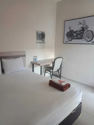 Hotel Grand HD Klaten Hotel a South Klaten