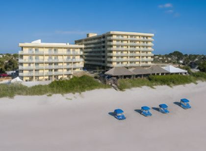 Crowne Plaza Melbourne-Oceanfront