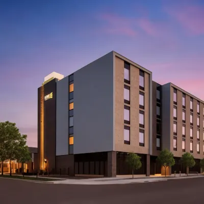 Home2 Suites des Moines at Drake University Hotels near Greater Des Moines Botanical Garden