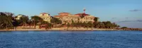 Luxurious Large Oceanfront Villa on Private Beach with Amazing Views Hotel a 