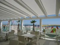 Baldinini Hotel & GB Restaurant - Meerblick