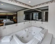 Quality Inn & Suites I-81 Exit 7