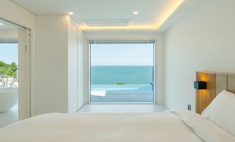 Namhae Poolvilla Yunseul