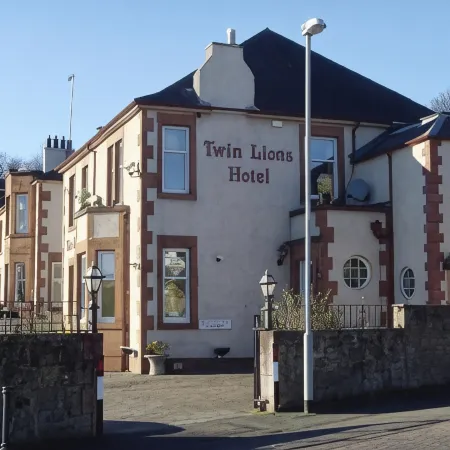 Twin Lions Hotel