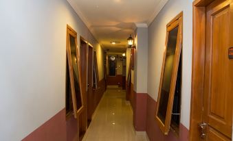 Ghotic Hotel
