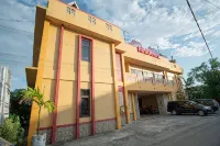 RedDoorz Syariah @ Jalan Gajah Mada Meulaboh Hotels in 