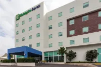 Holiday Inn Express Guadalajara Iteso Hotel a Los Gavilanes