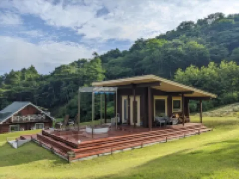 Log Cabin Rentals & Finland Sauna Step House