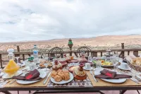 Kasbah Tizzarouine - พร้อมอาหารเช้า