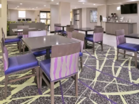 Comfort Inn & Suites Frisco - Plano フリスコのホテル