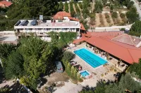 Hotel Dort Mevsim - piscina