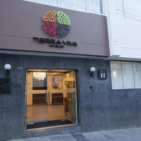 Tierra Viva Puno Plaza