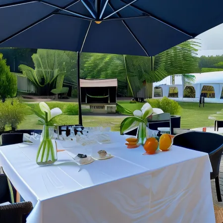 Logis Hotel le Manoir des Portes