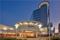 Radisson Plaza Hotel and Suites Kalamazoo - Parkplatz