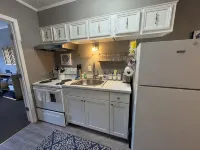 Cozy Court Street #3 Steps from Everything! - 3-Star
