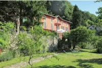 Villa Rossa,  magnificent garden and view on the lake at only 10 min. from Como
