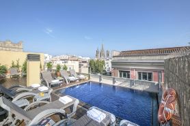Aspasios Catedral Apartments