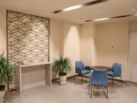 Grace Inn(Pingyi Lianhuashan Square Branch) فنادق في بينغ إي