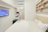 Warm and Simply Studio at Tokyo Riverside PIK 2 Apartment By Travelio - واي فاي