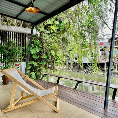 Kirin Riverside Homestay with AC, WiFi in Bangkok Hotels near Rat Burana