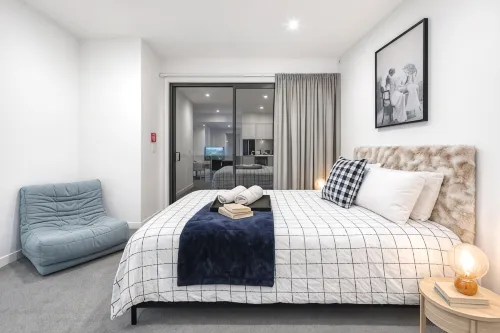 Fitzgerald Focus - Your 1BR Urban Oasis