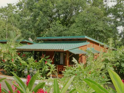 Blue River Resort & Hot Springs Отели в г. 