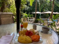 The Falls by Lalibela - breakfast