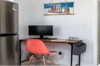 Modern Bright Studio  Wifi , W/D,5 min to Beach - 3-Star