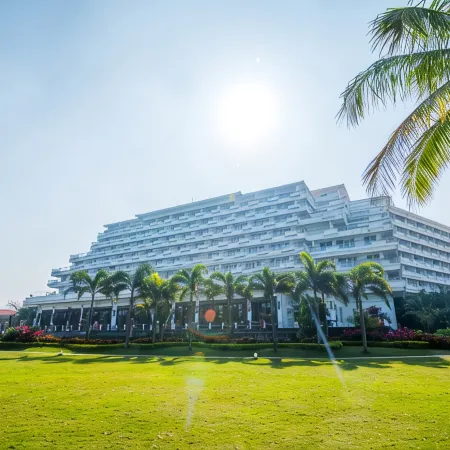 West Coast Resort