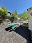 Charming Victorian style, updated 2-bedroom house with AC in charming Dunsmuir - Wifi