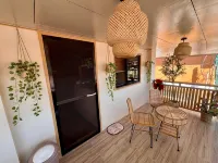 L Casa