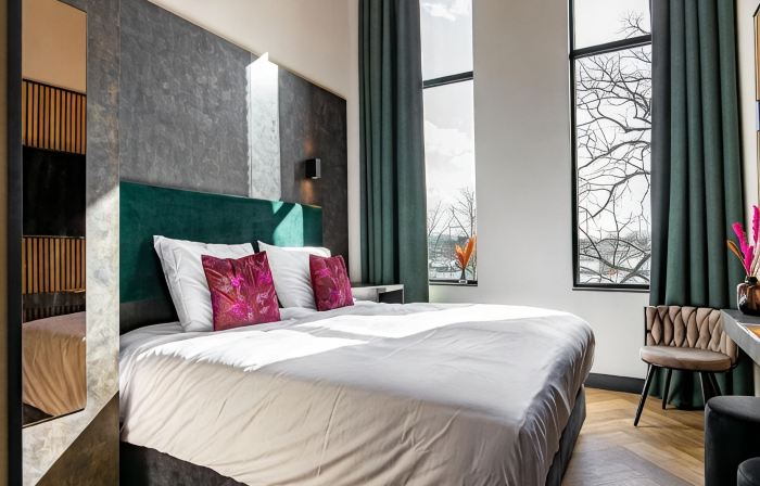 Monument Hotel
