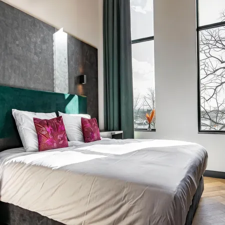 Monument Hotel