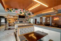 Life Hotel Sidoarjo - Barer