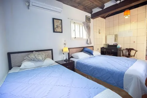 Antique Courtyard B&B